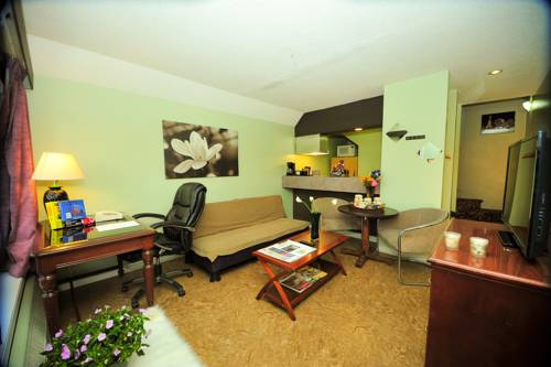 Imagen de la habitación del Hotel Cloud 9 Inn, Whitecourt. Foto 11
