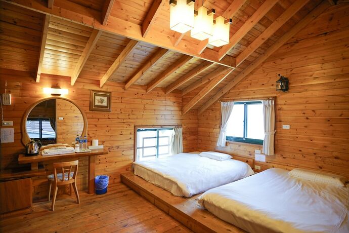 Imagen de la habitación del Hotel Cloud Falls Resort. Foto 16