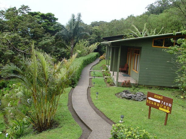 Imagen de los exteriores del Hotel Cloud Forest Lodge. Foto 7