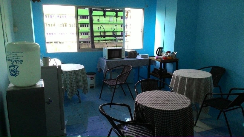 Imagen del bar/restaurante del Hotel Cloud9 Huaykaew-nimman. Foto 2