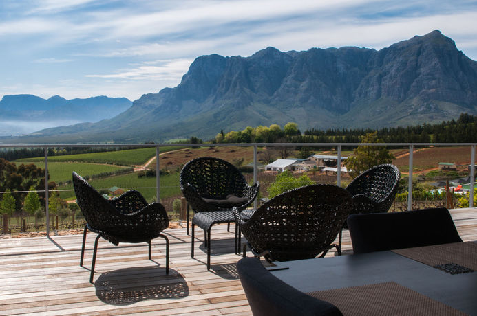 Imagen general del Hotel Clouds Estate. Foto 3