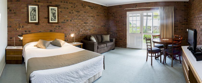 Imagen de los exteriores del Hotel Clouds Montville. Foto 10