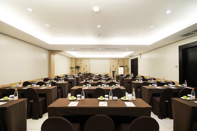 Imagen de los interiores del Hotel Clove Garden and Residence. Foto 11