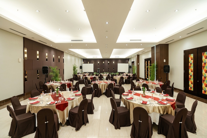 Imagen de los interiores del Hotel Clove Garden and Residence. Foto 14