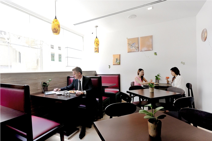 Imagen del bar/restaurante del Hotel Clover 5 Hong Kong Street (sg Clean). Foto 3