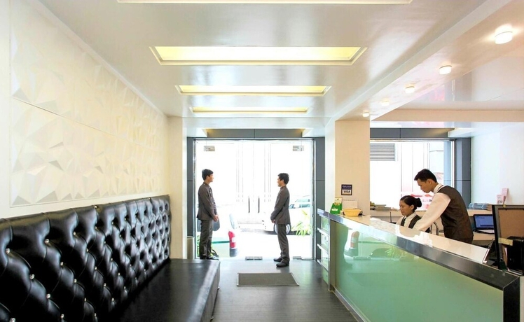 Imagen de los interiores del Hotel Clover City Center. Foto 17