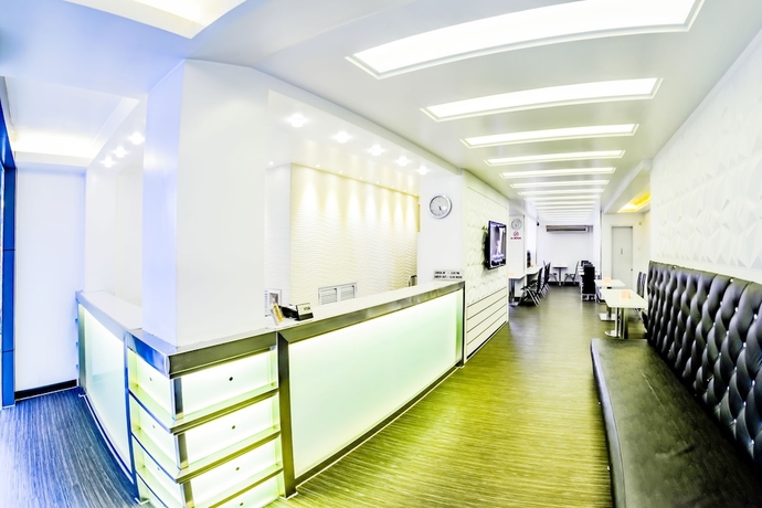 Imagen de los interiores del Hotel Clover City Center. Foto 19