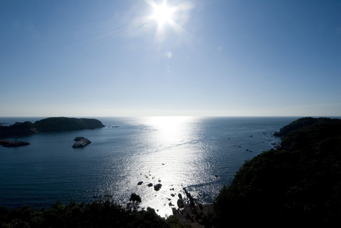 Imagen de los exteriores del Hotel Clover Fuuka. Foto 17