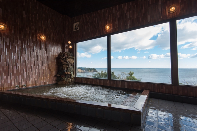 Imagen de la piscina del Hotel Clover Fuuka. Foto 18