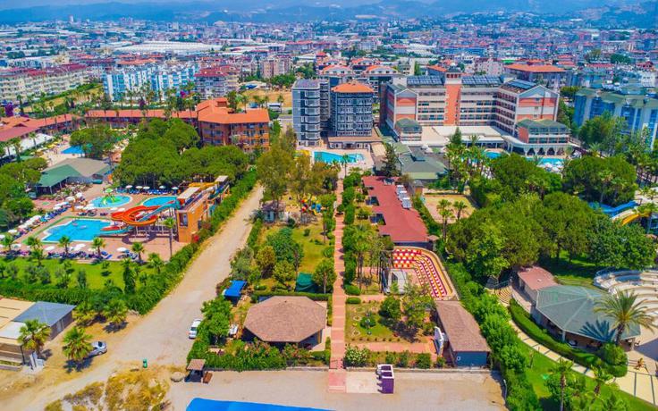 Imagen general del Hotel Clover Magic Park Beach Alanya. Foto 1