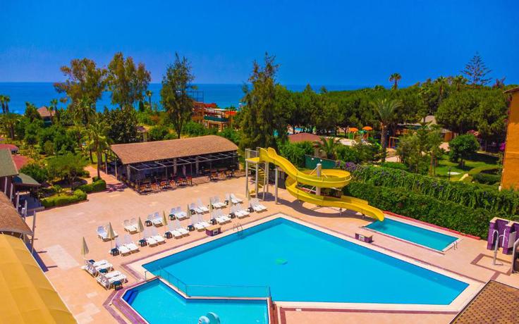 Imagen general del Hotel Clover Magic Park Beach Alanya. Foto 4