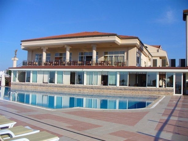 Imagen de la piscina del Hotel Clover Magic Seagate Belek. Foto 10