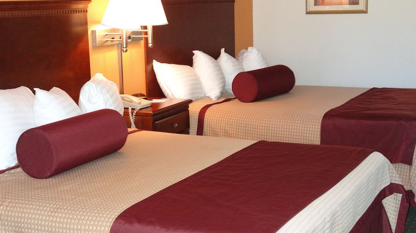 Imagen de la habitación del Hotel Cloverdale Wine Country Inn And Suites. Foto 6