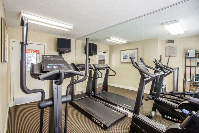 Imagen general del Hotel Cloverleaf Suites Columbia. Foto 1