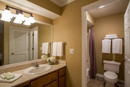 Imagen de la habitación del Hotel Cloverleaf Suites Overland Park. Foto 12