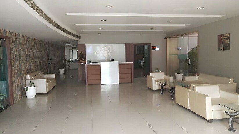Imagen de los interiores del Hotel Club 7. Foto 25