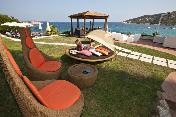 Imagen de los exteriores del Hotel Club, ARZACHENA. Foto 9