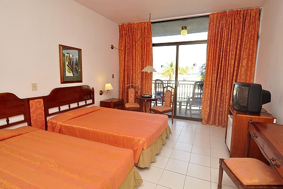 Imagen de la habitación del Hotel Club Acuario. Foto 3