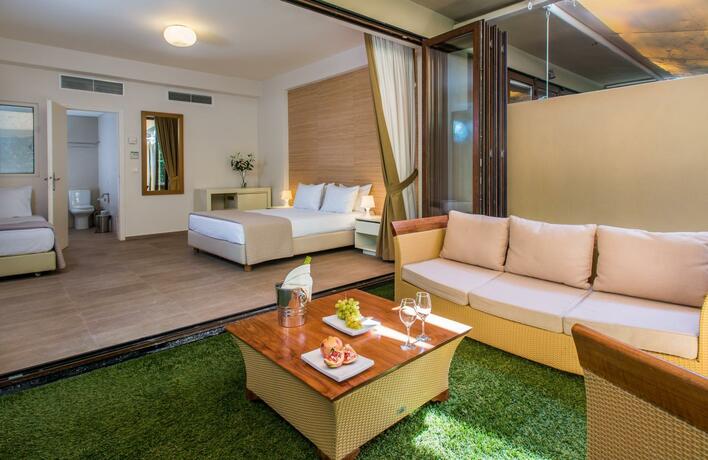 Imagen general del Hotel Club Agia Anna. Foto 23