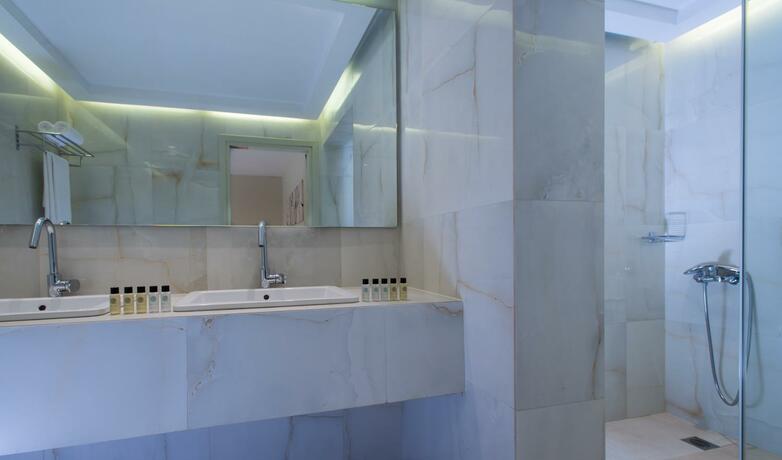 Imagen general del Hotel Club Agia Anna. Foto 42