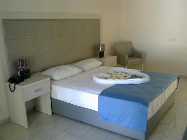 Imagen de la habitación del Hotel Club Alda. Foto 2