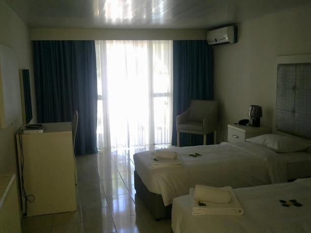 Imagen de la habitación del Hotel Club Alda. Foto 3