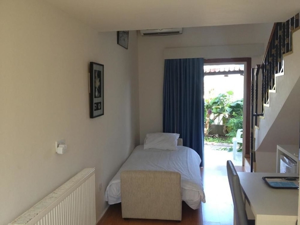 Imagen de la habitación del Hotel Club Alda. Foto 13