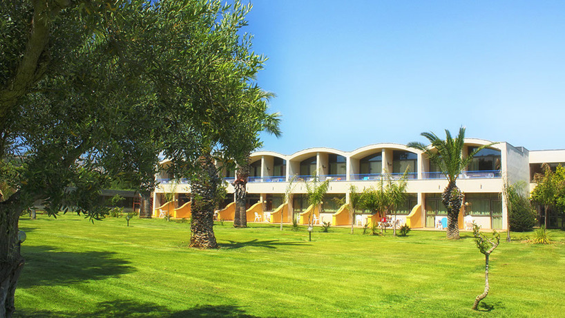 Imagen general del Hotel Club Alicudi. Foto 1