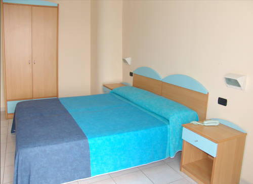 Imagen de la habitación del Hotel Club Aliz&eacute;. Foto 4