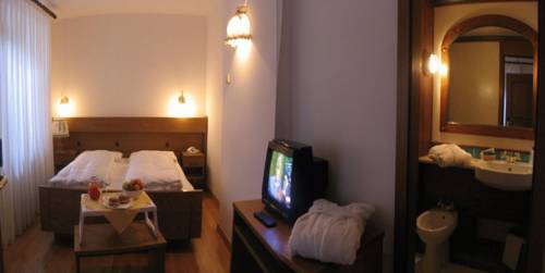 Imagen de la habitación del Hotel Club Alpino. Foto 8
