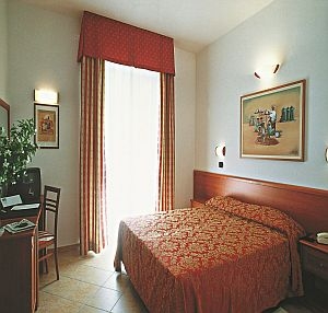 Imagen de la habitación del Hotel Club Angelini. Foto 3