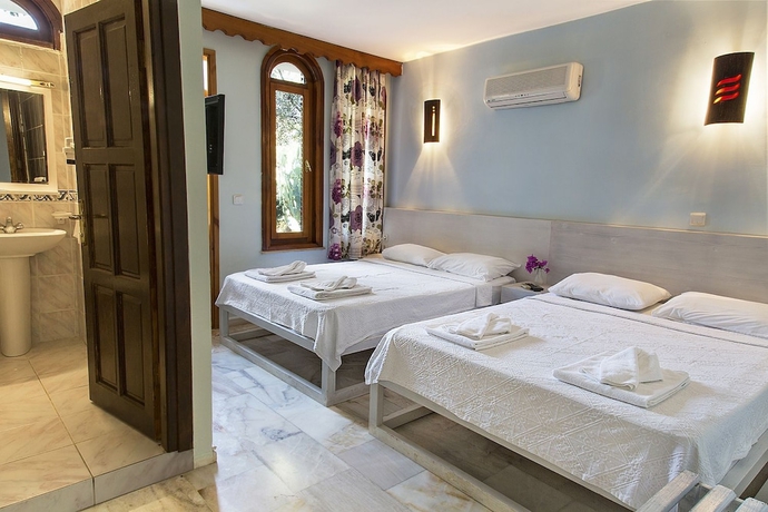 Imagen de la habitación del Hotel Club Antiphellos. Foto 4