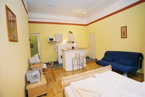 Imagen general del Hotel Club Apartments Y Rooms. Foto 2