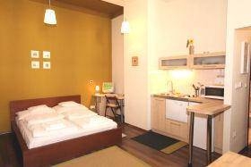 Imagen general del Hotel Club Apartments Y Rooms. Foto 4