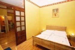 Imagen general del Hotel Club Apartments Y Rooms. Foto 10