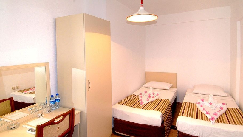 Imagen general del Hotel Club Aqua Plaza. Foto 2