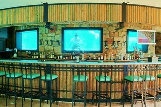 Imagen del bar/restaurante del Hotel Club Aquarium Apart. Foto 2