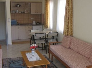 Imagen de la habitación del Hotel Club Arya Apart. Foto 5