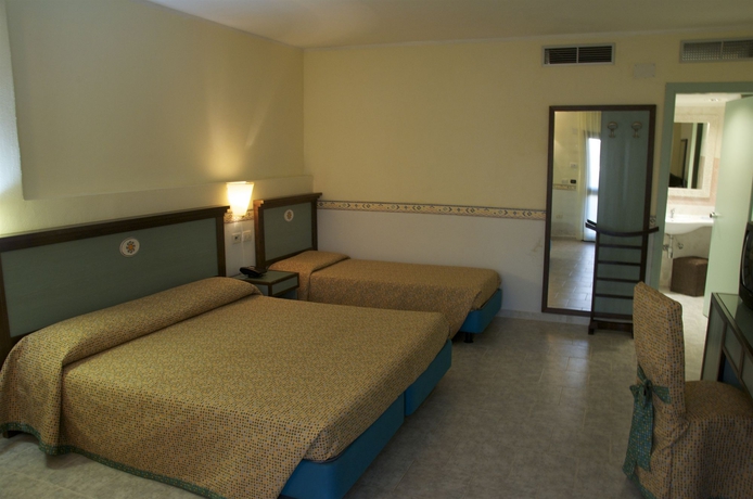 Imagen de la habitación del Hotel Club - Baia Dei Gigli. Foto 1