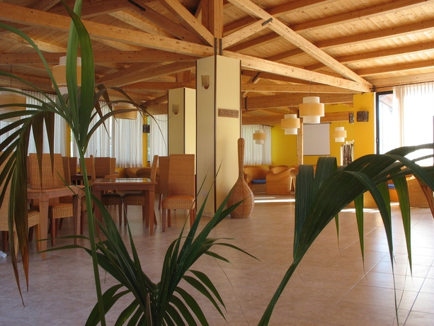Imagen de los interiores del Hotel Club - Baia Dei Gigli. Foto 10