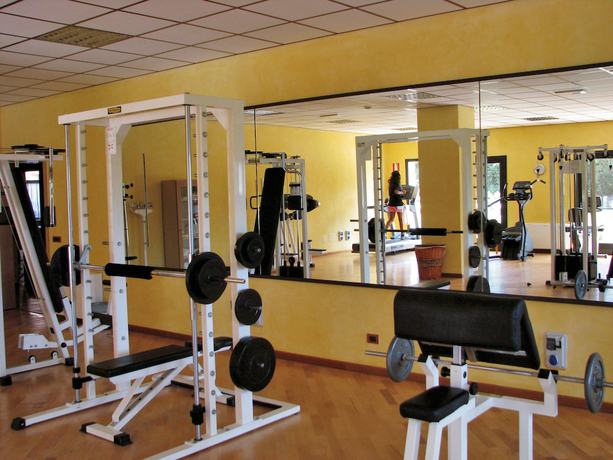 Imagen de los interiores del Hotel Club Baia Samuele. Foto 11