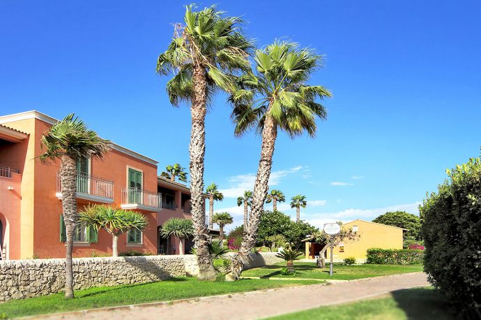Imagen de la habitación del Hotel Club Baia Samuele. Foto 8