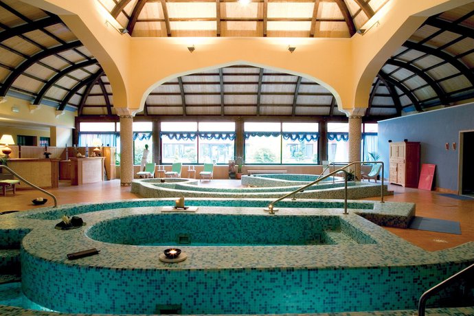 Imagen de la piscina del Hotel Club Baia Samuele. Foto 14