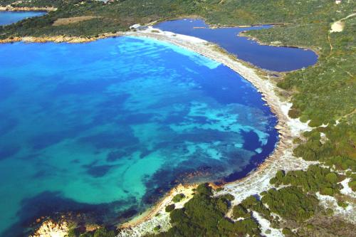 Imagen general del Hotel Club Baja Bianca. Foto 3