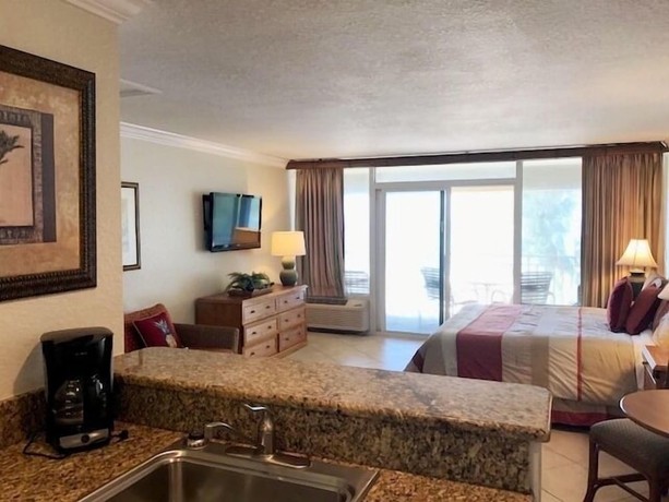 Imagen de la habitación del Hotel Club Bamboo South. Foto 10