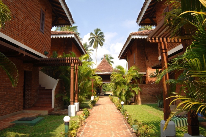 Imagen de los exteriores del Hotel Club Bentota. Foto 8