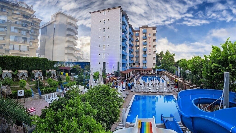 Imagen general del Hotel Club Big Blue Suite - All Inclusive. Foto 1