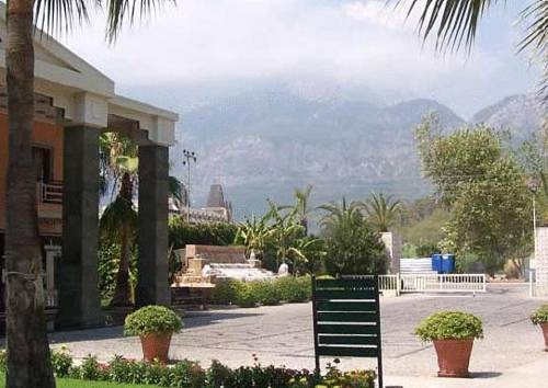 Imagen general del Hotel Club Boran Mare Beach - All Inclusive. Foto 2