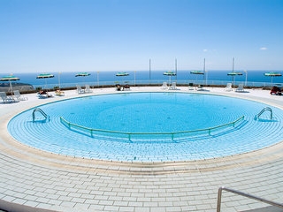 Imagen de la piscina del Hotel Club Bridge Hotel (Cosenza). Foto 7