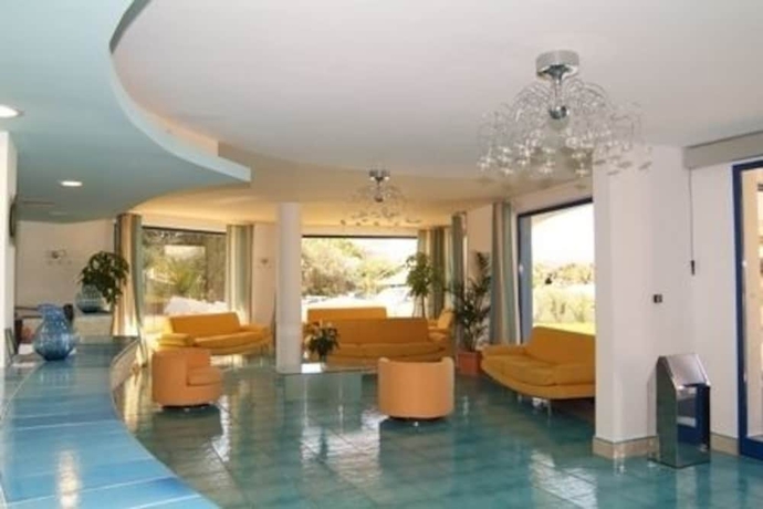 Imagen de los interiores del Hotel Club Cala Longa. Foto 12